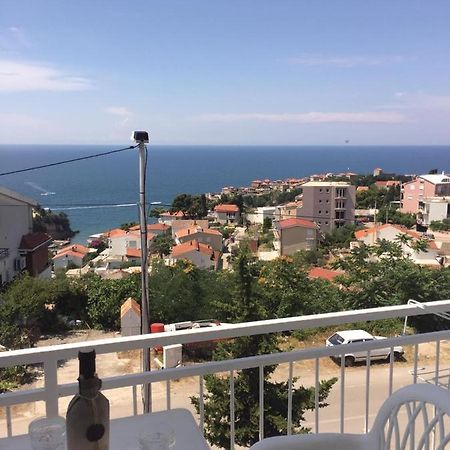 Em Apartments Ulcinj Extérieur photo