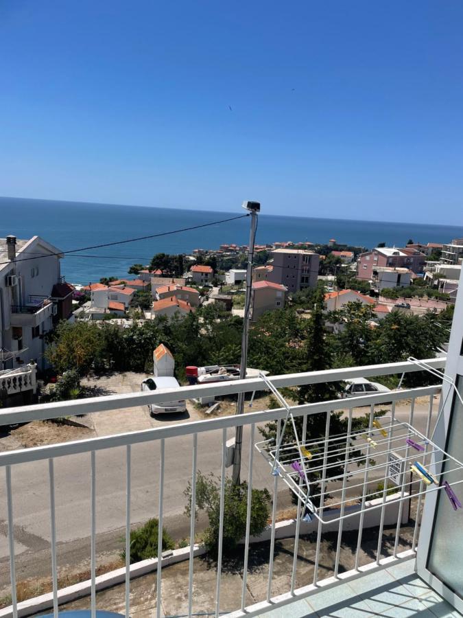 Em Apartments Ulcinj Extérieur photo